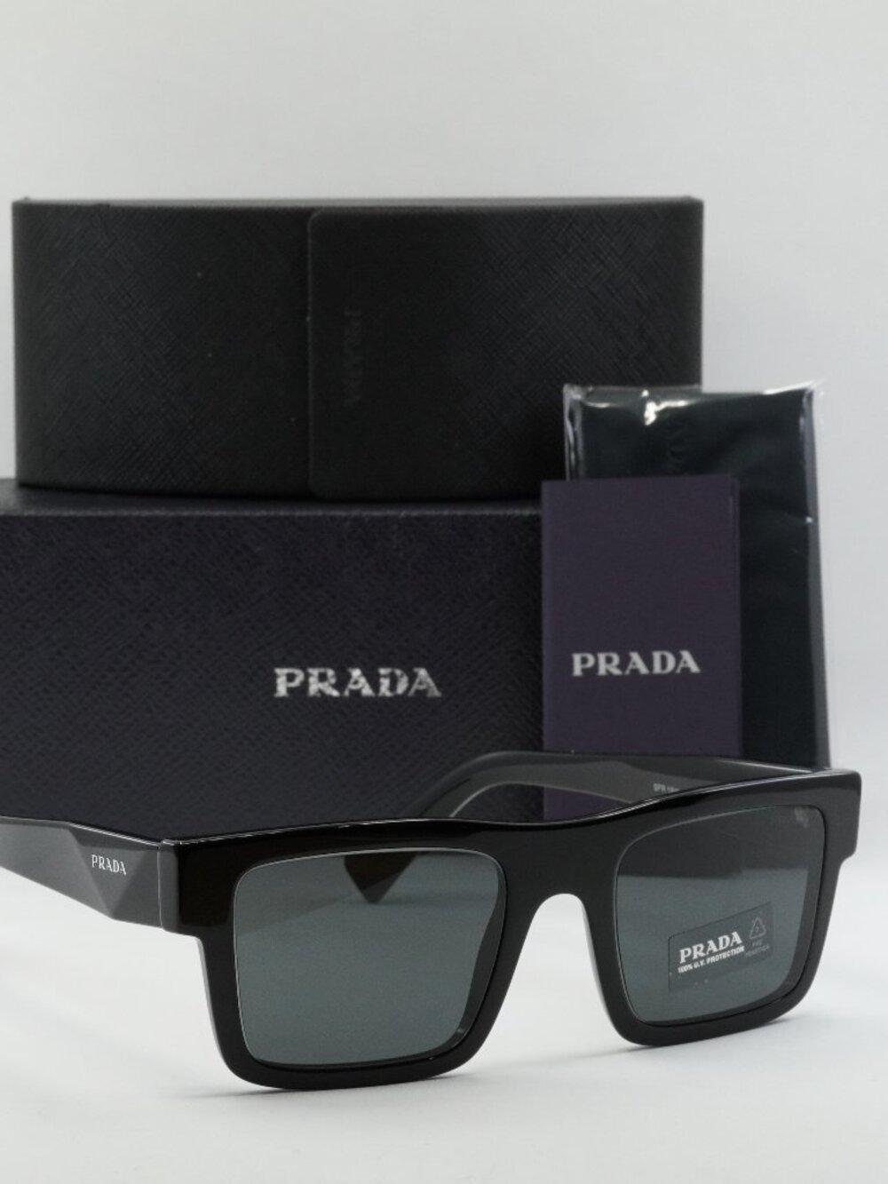 Prada PR19WS 1AB5S0 Rectangle Sunglasses – Black\Grey - Picture 4 of 10